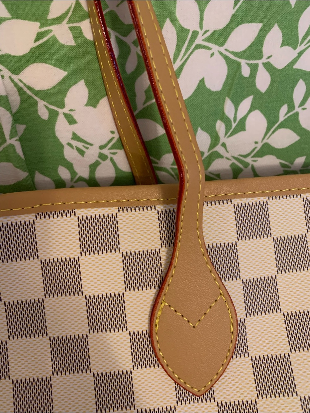 Louis Vuitton checked bag-dupe - Picture 8 of 9